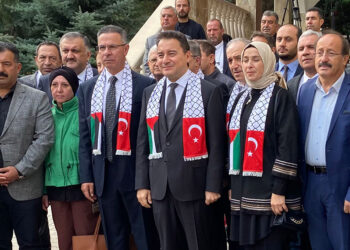 Babacan'dan Filistin Büyükelçisi'ne başsağlığı ziyareti