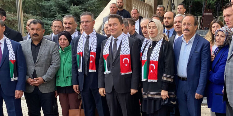 Babacan'dan Filistin Büyükelçisi'ne başsağlığı ziyareti