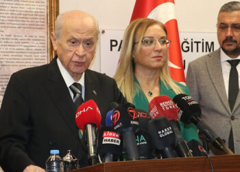 Bahçeli: İsrail'in aklını başına alması lazım