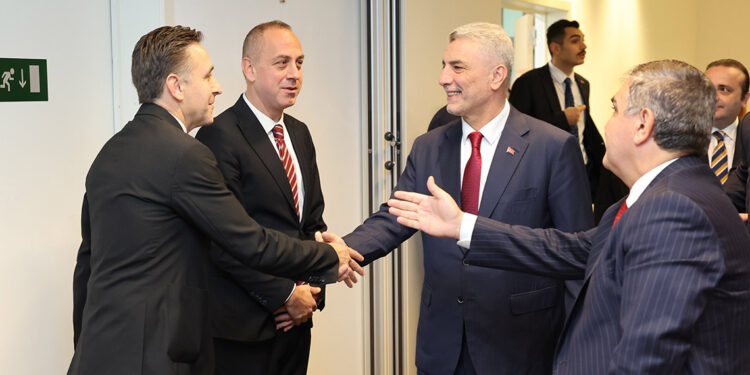 Bakan Bolat, Türkiye'nin AB Daimi Temsilciliği’ni ziyaret etti