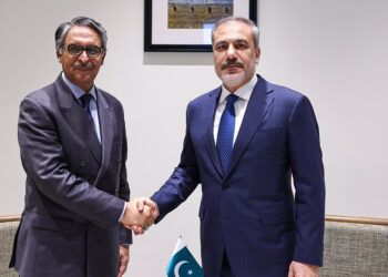 Bakan Fidan, Pakistan Dışişleri Bakanı ile görüştü