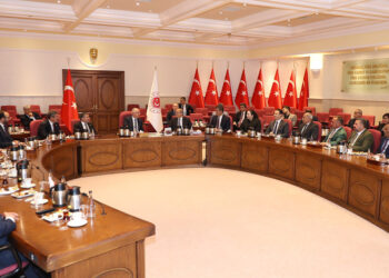 Bakan Güler, Şırnak Valisi Atay'ı kabul etti