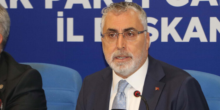 Bakan Işıkhan: İşsizlikle mücadeleye devam ediyoruz