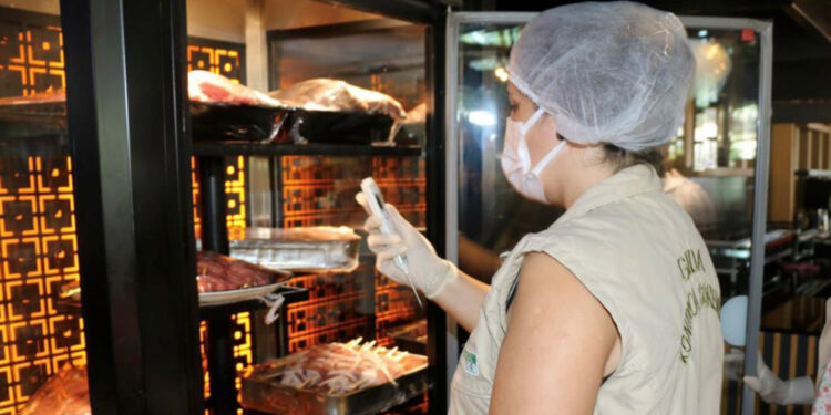 Bakan Yumaklı açıkladı; 81 ilde et ve süt ürünlerine denetim