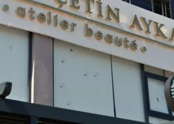 Belediye başkanının kızının güzellik merkezine silahlı saldırı