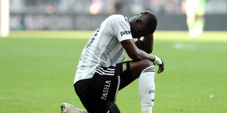 Beşiktaş'tan Eric Bailly'nin sağlık durumu hakkında açıklama