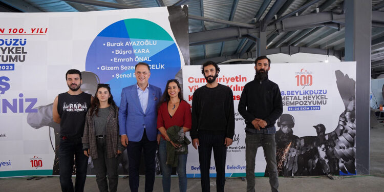 Beylikdüzü'nde Cumhuriyet'in 100'üncü yılı etkinlikleri başladı