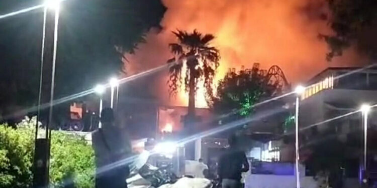 Bodrum'da gece kulübünde yangın