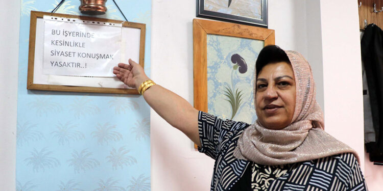 Çay ocağında siyaset konuşma yasağı