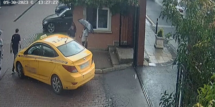 Çekmeköy'de 13 yaşındaki kız çocuğuna takside taciz iddiası