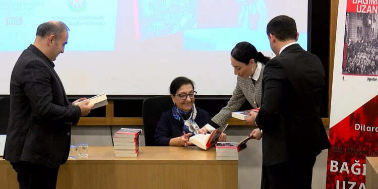 Dilara Seyidzade 'Bağımsızlığa uzanan yol' kitabını tanıttı