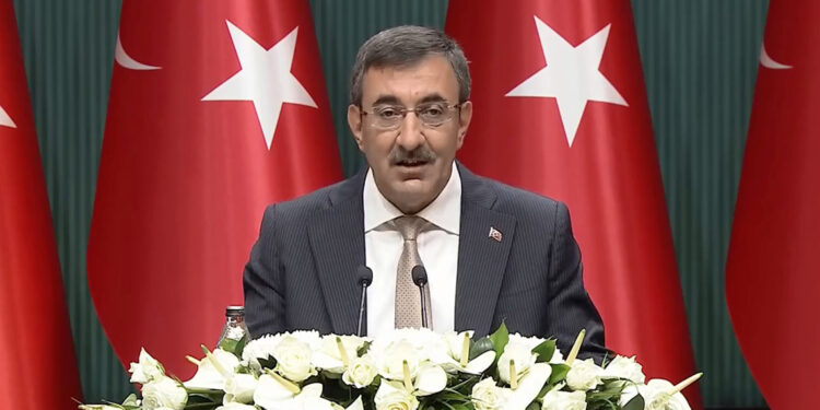 Ekonomik büyümenin yüzde 4,4 olarak gerçekleşmesini öngörüyoruz