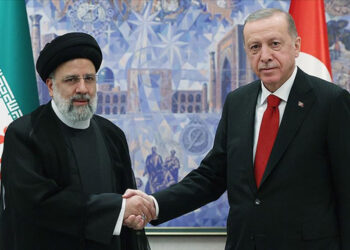 Erdoğan, İran Cumhurbaşkanı İbrahim Reisi ile görüştü