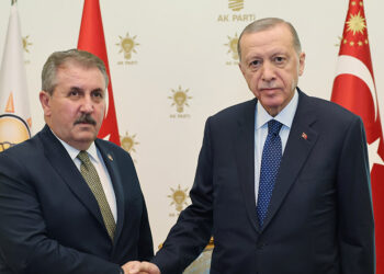 Erdoğan Mustafa Destici ile görüştü