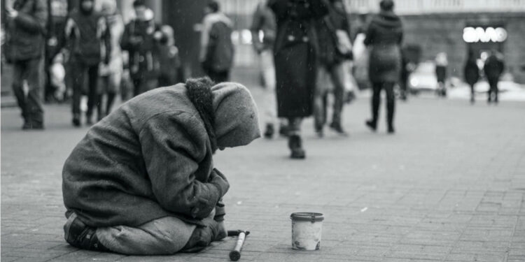 Eskişehir'de, dilencilere para vermek yasaklandı