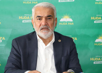 Fosfor bombaları kullanıyor sonra da inkar ediyorlar