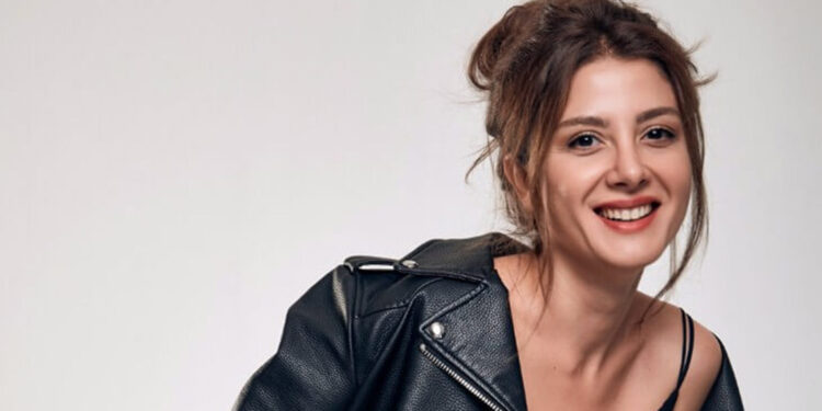 Funda Kadıoğlu ile röportaj