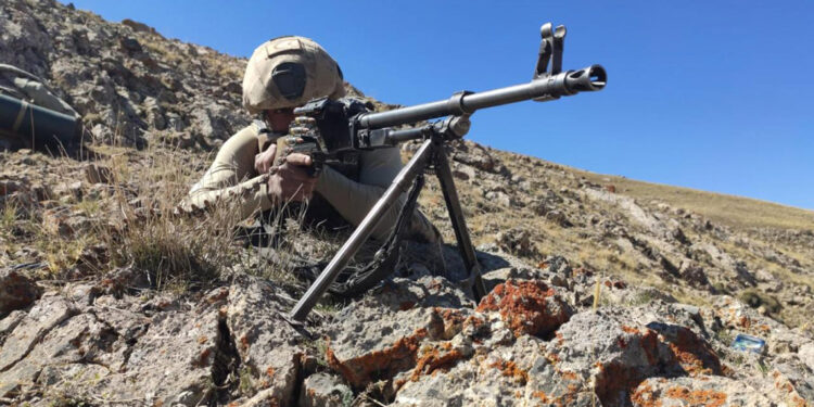 Gara'da 2 terörist etkisiz hale getirildi