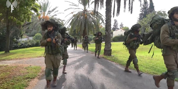 Gazze Şeridi'nin kuşatılmasına ilişkin görüntüler yayınlandı