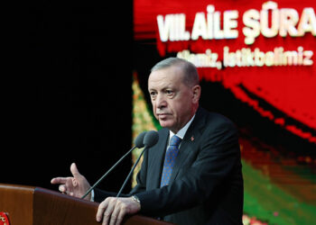 Gazze'ye yönelik saldırılar barbarlığa dönüşmüştür