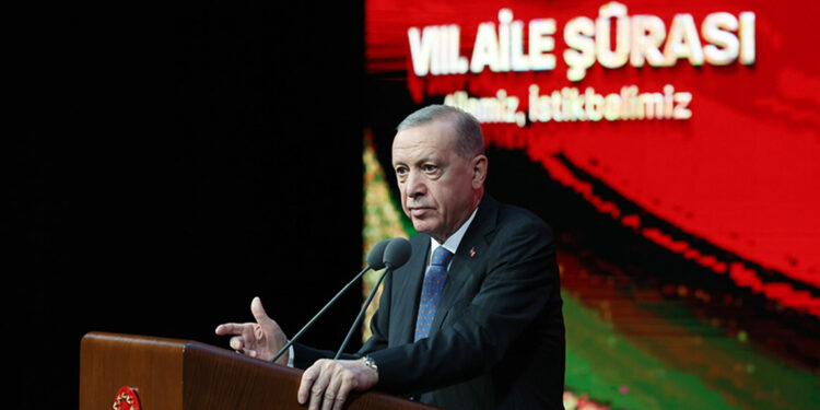 Gazze'ye yönelik saldırılar barbarlığa dönüşmüştür