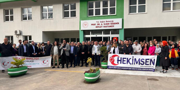 Giresun'da hasta yakınlarından doktora saldırı: 2 gözaltı