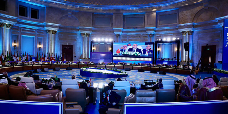 Hakan Fidan Kahire Barış Zirvesi’nde konuştu