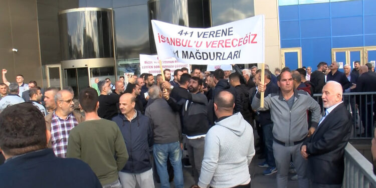 İBB önünde  '4+1 araç istiyoruz' eylemi