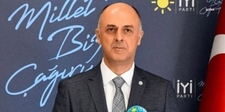 İYİ Parti'li Ümit Özlale'den adaylık açıklaması