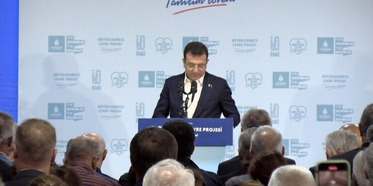 İmamoğlu Büyükçekmece ve Silivri'de açılışlara katıldı