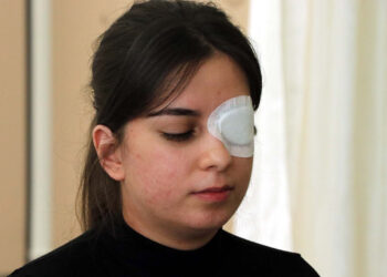 İrem, yapılan kornea nakli ile net görmeye başladı