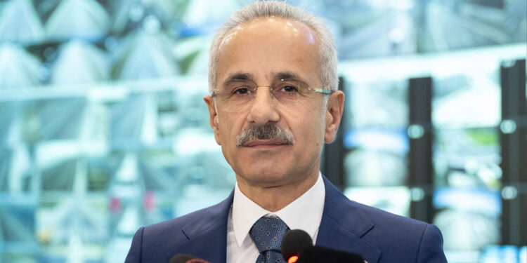 İsrail ve Filistin'deki gazetecilere ücretsiz iletişim imkanı