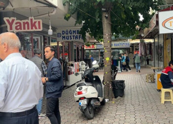 İzmir'de 4.2 büyüklüğünde deprem