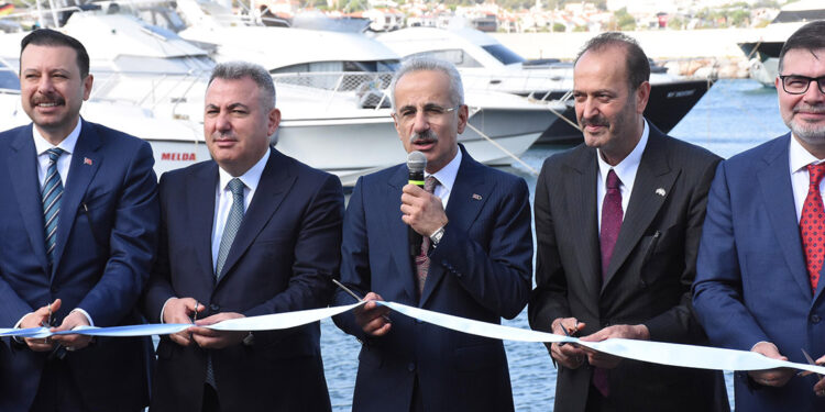 İzmir’i Türkiye yat turizminin başkentine dönüştüreceğiz