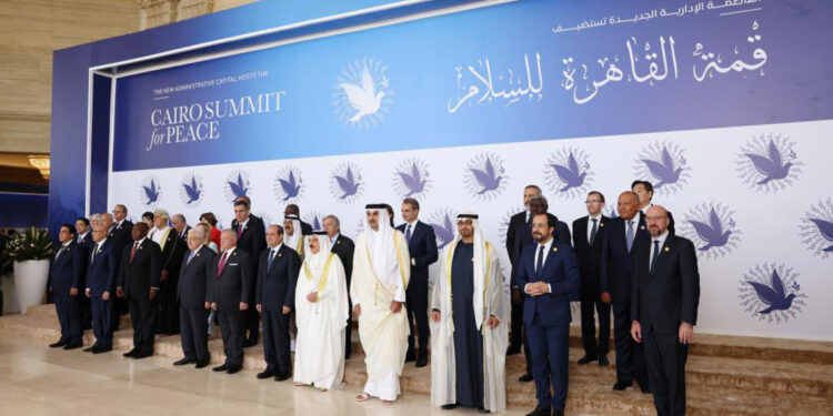 Kahire Barış Zirvesi başladı