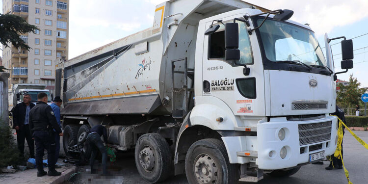 Kayseri'de kamyonun altında kalan engelli Kemal öldü