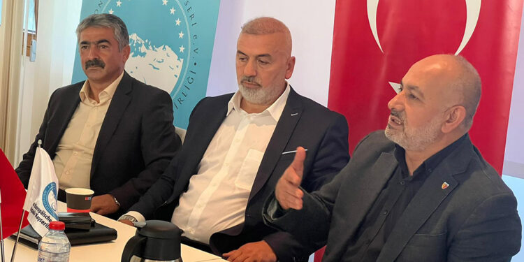 Kayserispor Başkanı: Kendi çocuklarımızla sahada olacağız