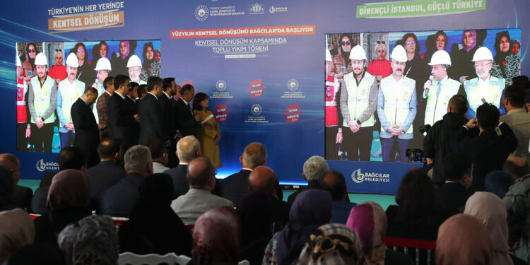 Kentsel dönüşüme mani olanları bertaraf etmeye çalışıyoruz