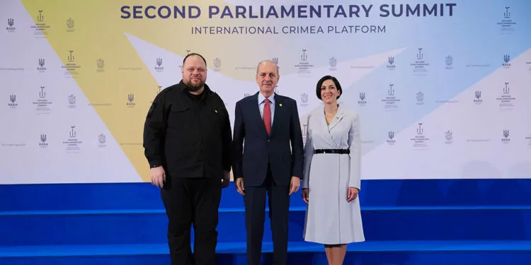 Kırım platformu i̇kinci parlamenter zirvesi başladı