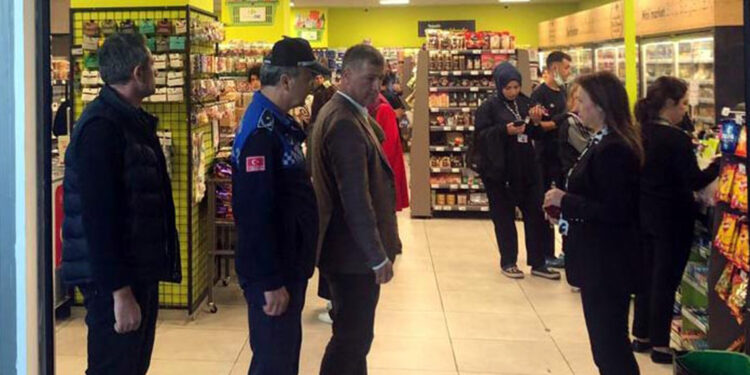 Kocaeli Şehir Hastanesi'ndeki 15 işletme ruhsatsız çıktı