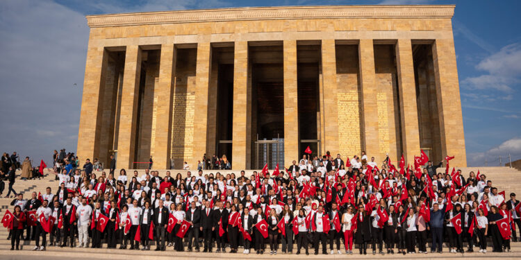 Koton Cumhuriyet Gönüllüleri, Anıtkabir’de