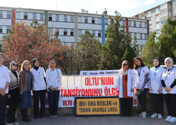 Lise öğrencileri, 500 kişinin tansiyonunu ölçtü