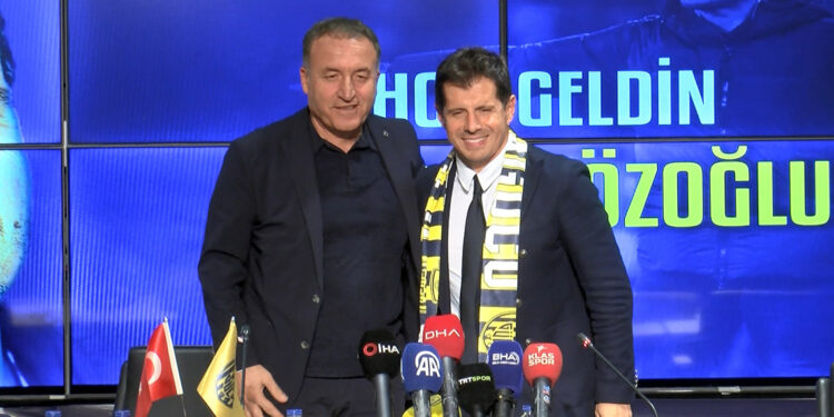 MKE Ankaragücü Emre Belözoğlu ile 2 yıllık anlaştı
