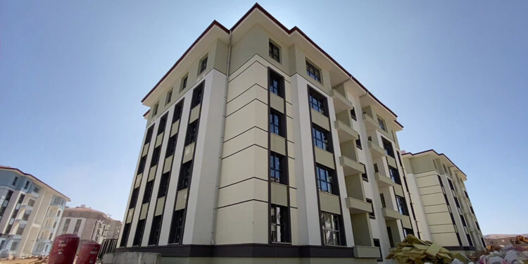 Malatya'da 5 bin afet konutu ocakta teslim edilecek