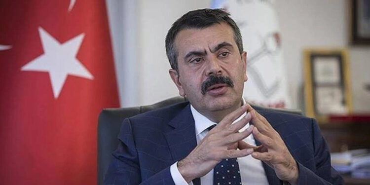 Öğretmenlere yönelik şiddet ülkemizin geleceğine saldırıdır