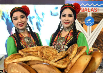 Özbekistan, Turizm Fuarı'nda dünyaya tanıtılıyor