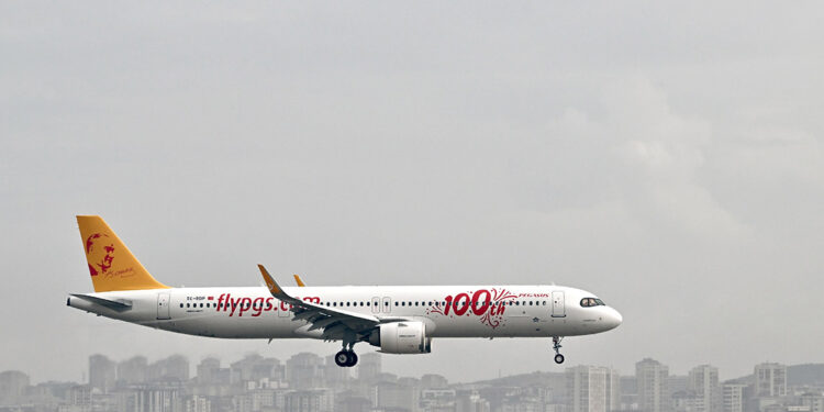 Pegasus’tan 1000 kız öğrenciye burs imkanı