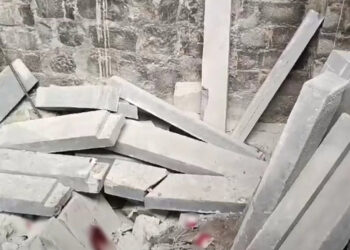Restore edilen tarihi yapıda çökme: 2 işçi yaralı