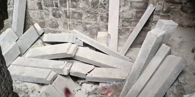 Restore edilen tarihi yapıda çökme: 2 işçi yaralı