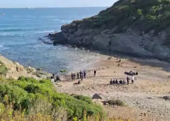 Riva'da denizde kaybolan 2 kişiden birinin cesedine ulaşıldı